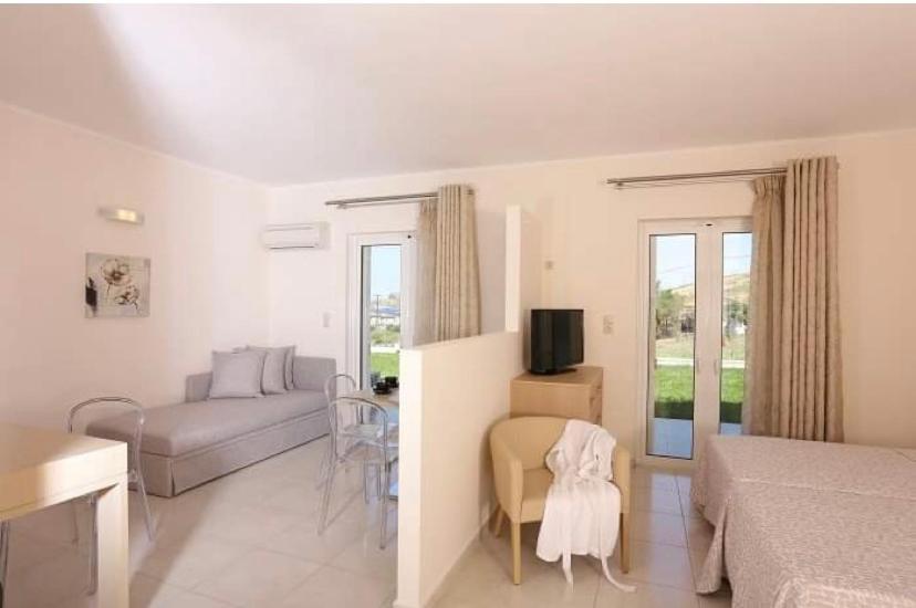 Ammos Suites Plati  Bagian luar foto